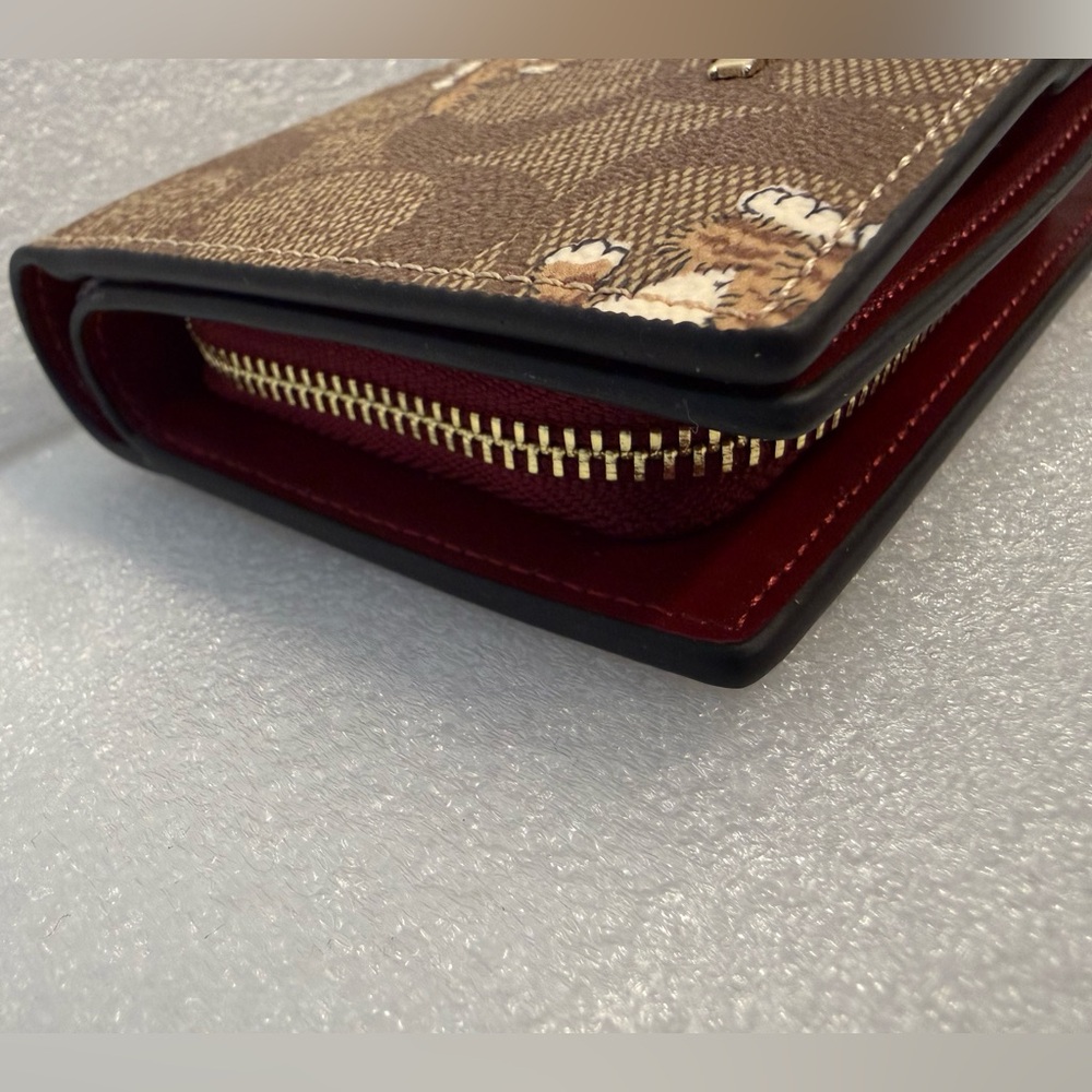 Coach Dancing Kitten Cat Pattern Snap Button Wall… - image 4